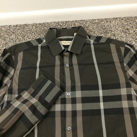 Burberry London Shirt Nova Check Plaid LS Button Up Gray Mens Small Tailored Fit - Picture 2 of 13